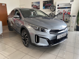 KIA XCEED 1.5 T-GDi GOLD + Smart pack