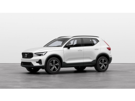 Volvo XC40 B3 PLUS DARK AT7 FWD