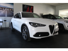 Alfa Romeo Stelvio 2,2 Sprint Q4 210k