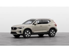 Volvo XC40 B3 AT7 Business Edition