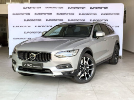 Volvo V90 Cross Country B4 Plus AWD A/T + POLESTAR