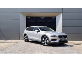 Volvo V60 CROSS COUNTRY B4 B4 (D) PLUS AWD