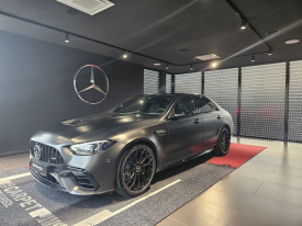 Mercedes-Benz Mercedes-AMG C 63 S E PERFORMANCE sedan