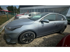 Kia Ceed 1,5 T-GDi M6