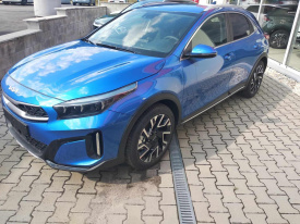 KIA XCEED 1,5 T-GDi M6 GOLD 118kW/160k