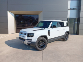 Land Rover Defender 110 S